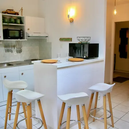 Eden, Au Dans La Cite Thermale ! Contrexéville