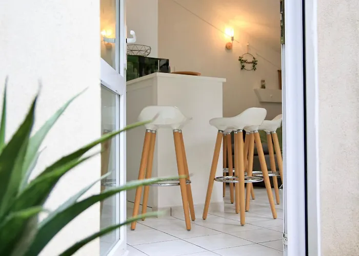 דירה Eden, Au Dans La Cite Thermale !